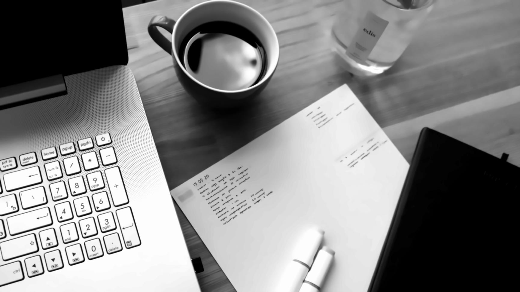 Gemeinsame Diskussion von Budgetentscheidungen im Team